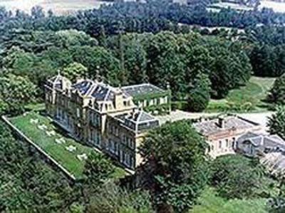фото отеля Chateau De Larroque Hotel Gimont