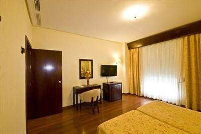 фото отеля Hotel Derby Sevilla