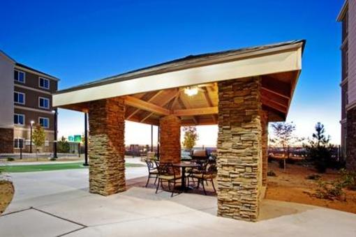 фото отеля Staybridge Suites Albuquerque - Airport