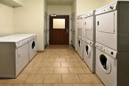 фото отеля Staybridge Suites Albuquerque - Airport