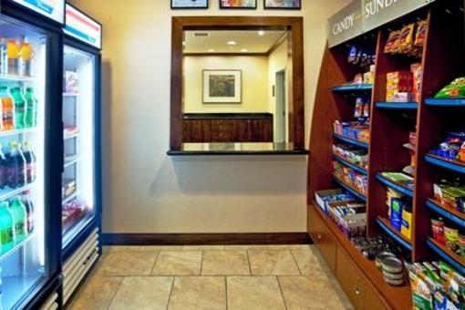 фото отеля Staybridge Suites Albuquerque - Airport