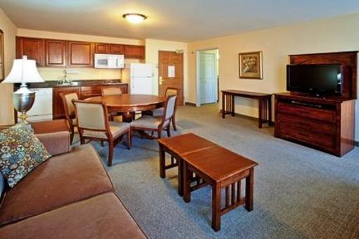 фото отеля Staybridge Suites Albuquerque - Airport