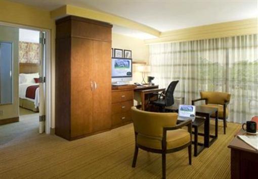 фото отеля Courtyard by Marriott Jacksonville Orange Park