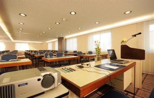 фото отеля BEST WESTERN Parkhotel Oberhausen