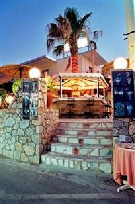 фото отеля Canea Mare Hotel
