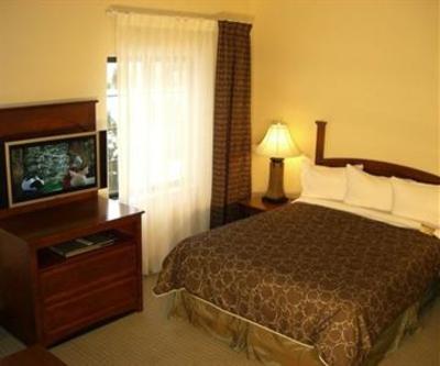 фото отеля Staybridge Suites Kalamazoo