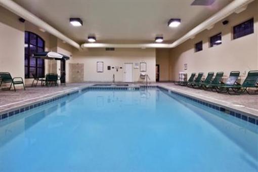 фото отеля Staybridge Suites Kalamazoo