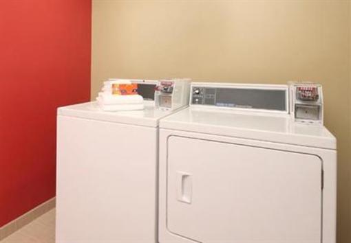 фото отеля TownePlace Suites Albany Downtown Medical Center