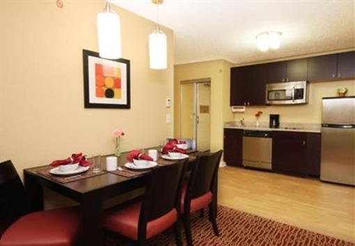 фото отеля TownePlace Suites Albany Downtown Medical Center