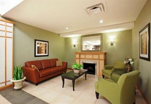 фото отеля Holiday Inn Express Airport Dieppe