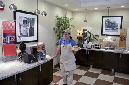 фото отеля Hampton Inn Orange (Texas)