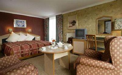 фото отеля Klein Zwitserland - A Hampshire Classic Hotel