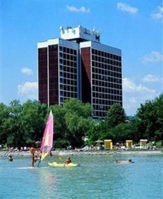 фото отеля Marina Hotel Balatonfured