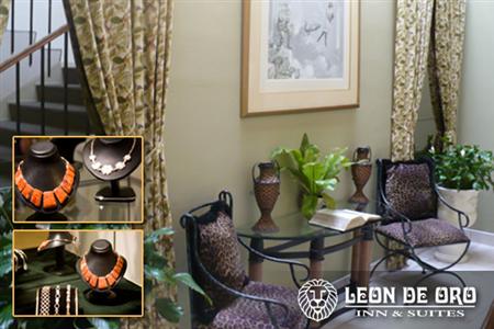 фото отеля Leon de Oro Inn & Suites