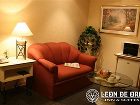 фото отеля Leon de Oro Inn & Suites