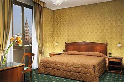 фото отеля Grand Hotel Plaza Milan