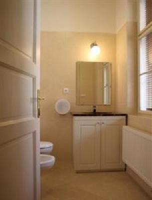 фото отеля Little Town Budget Hotel