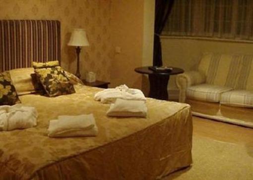 фото отеля Northop Hall Country House Hotel