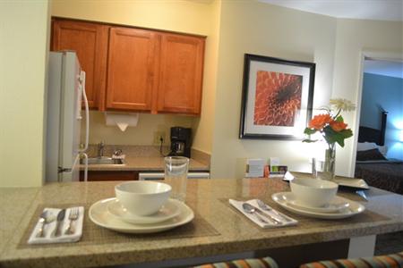 фото отеля Staybridge Suites Peoria Downtown