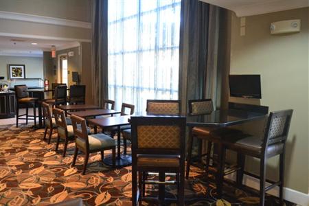 фото отеля Staybridge Suites Peoria Downtown