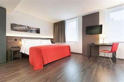 фото отеля Tryp Berlin