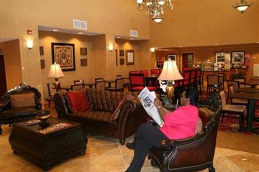 фото отеля Hampton Inn & Suites McComb