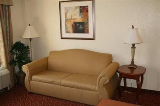 фото отеля Hampton Inn & Suites McComb