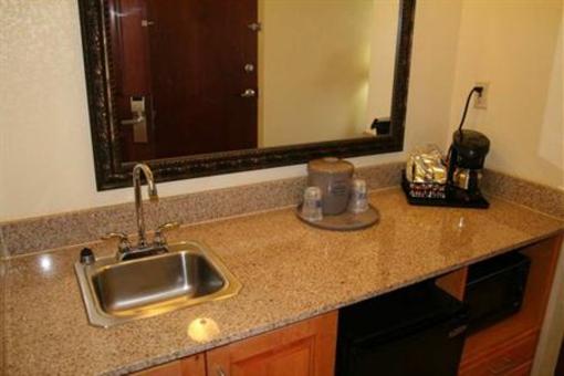 фото отеля Hampton Inn & Suites McComb
