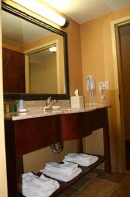 фото отеля Hampton Inn & Suites McComb