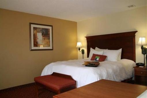фото отеля Hampton Inn & Suites McComb