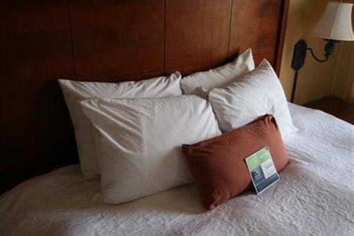фото отеля Hampton Inn & Suites McComb