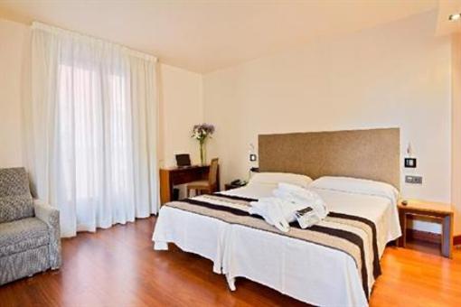 фото отеля Hotel Monjas del Carmen