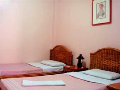 фото отеля Tropical Sun Inn