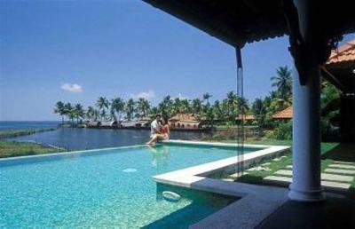 фото отеля Kumarakom Lake Resort