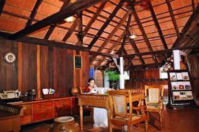 фото отеля Kumarakom Lake Resort
