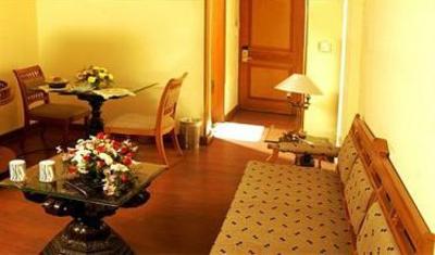 фото отеля Beverly Hotel Chennai