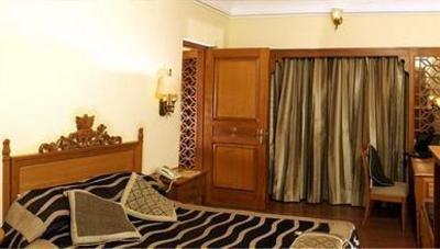 фото отеля Beverly Hotel Chennai
