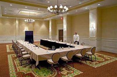 фото отеля Embassy Suites Tampa - Downtown Convention Center