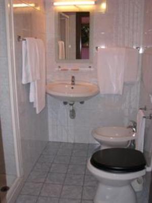 фото отеля Bonola Hotel