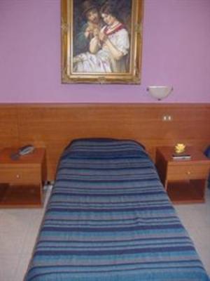 фото отеля Bonola Hotel