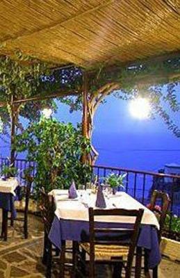 фото отеля Bed and Breakfast Al Pesce D'Oro Amalfi