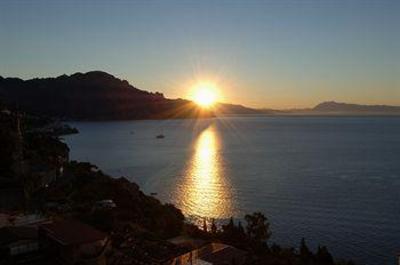 фото отеля Bed and Breakfast Al Pesce D'Oro Amalfi