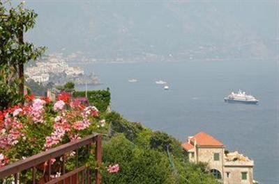 фото отеля Bed and Breakfast Al Pesce D'Oro Amalfi