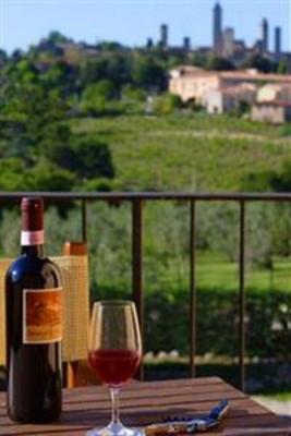 фото отеля Locanda Viani Bed & Breakfast San Gimignano