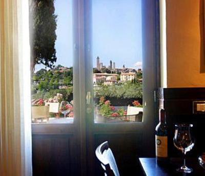 фото отеля Locanda Viani Bed & Breakfast San Gimignano