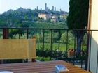 фото отеля Locanda Viani Bed & Breakfast San Gimignano