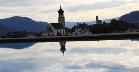 фото отеля Emmy Hotel Vols am Schlern