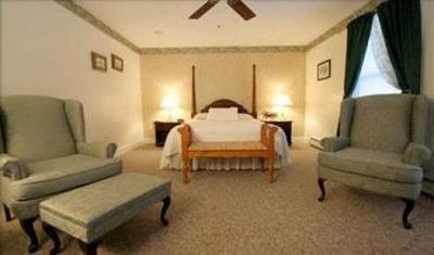 фото отеля Admirals Inn Ogunquit