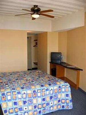 фото отеля Festival Plaza Hotel Rosarito Beach