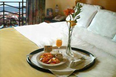 фото отеля Festival Plaza Hotel Rosarito Beach
